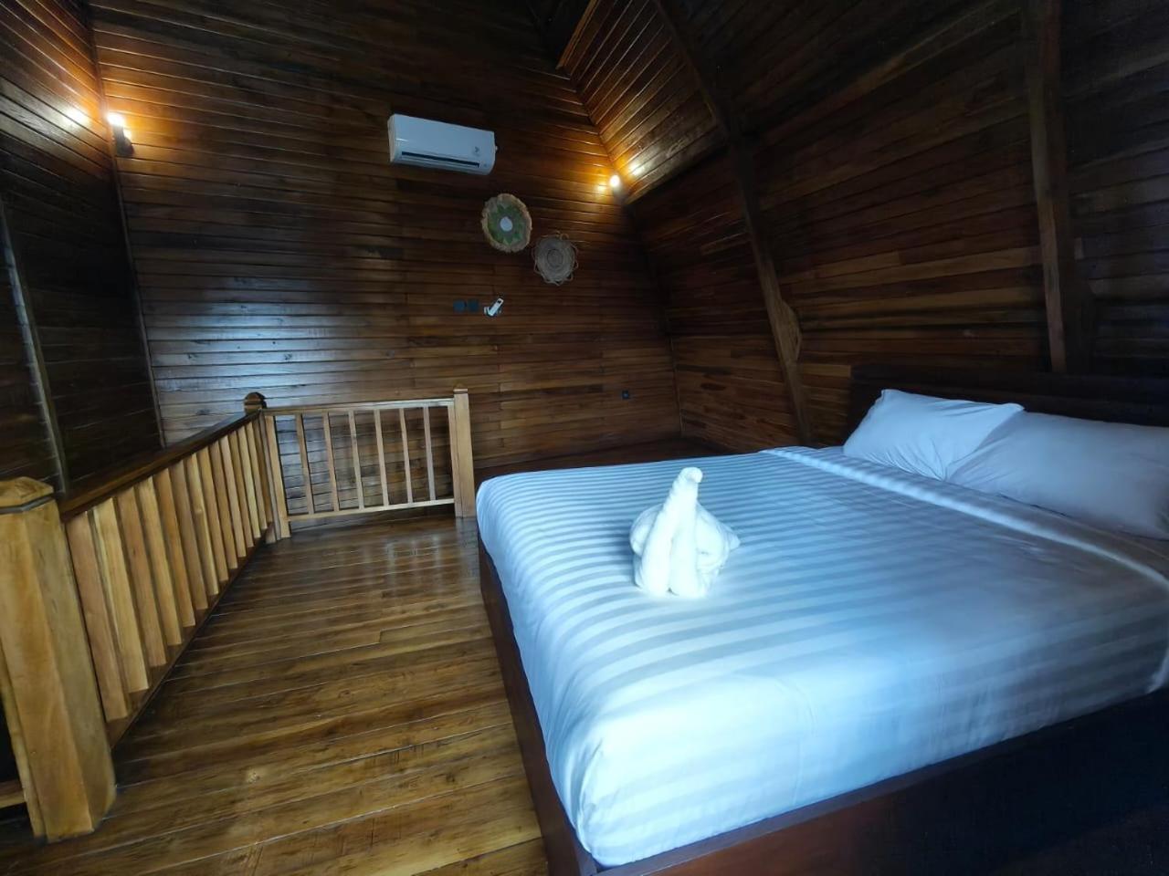 Penida Dive Resort Toyapakeh Exterior foto